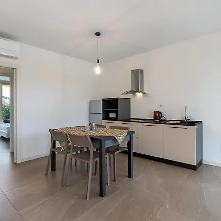 Le Campagnole Pink Apartment